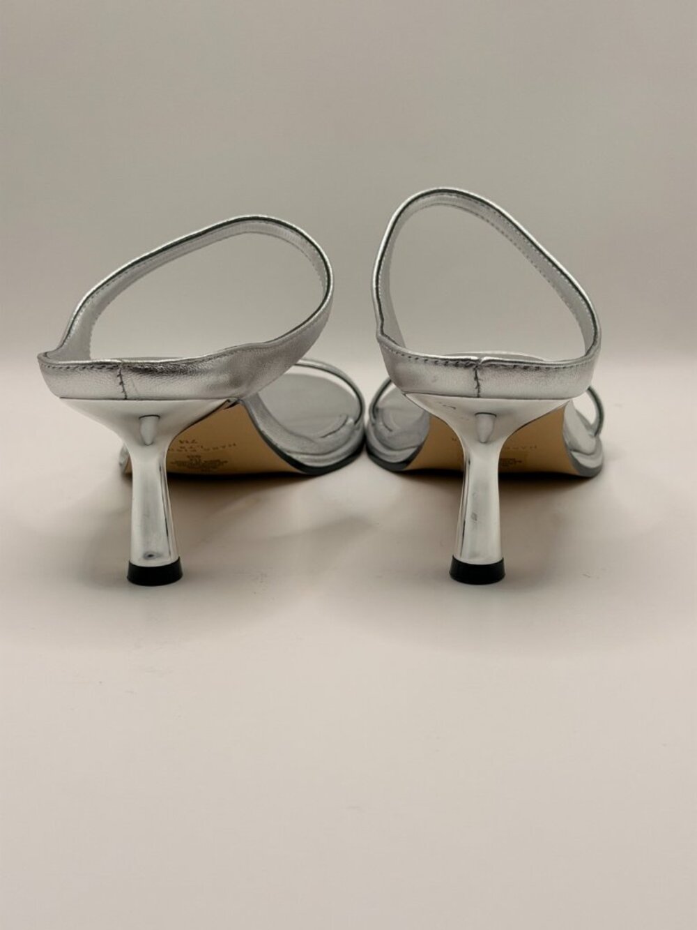 Marc Fisher LTD. Women's Alonde Silver Leather Strap Heel Slide Sandals Sz 7 M - Picture 8 of 9